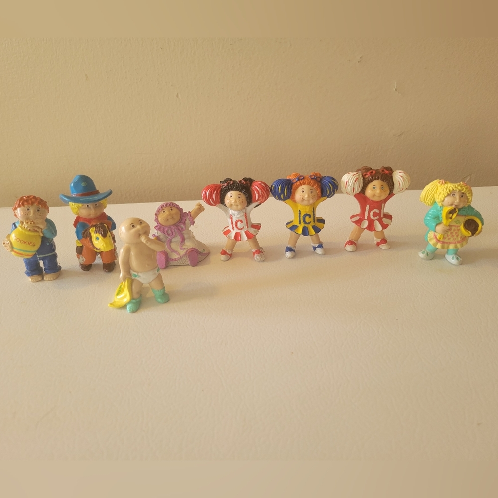 Vintage Cabbage Patch Kids Figures Set of 8